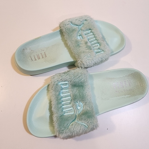 Puma x Fenty slip in fur sandals size 7 Fits 8-9 - Picture 5 of 9